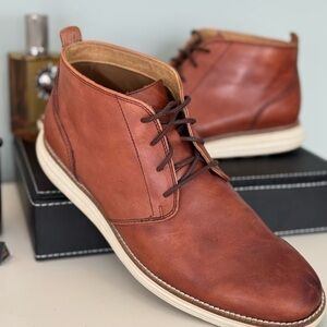 Cole Haan Tan Leather Chukka Boots Men’s SZ 9